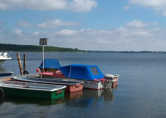 By The In Plau Hébergement de vacances *